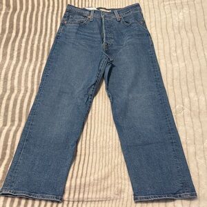 Levi's Ribcage Straight Ankle Jeans